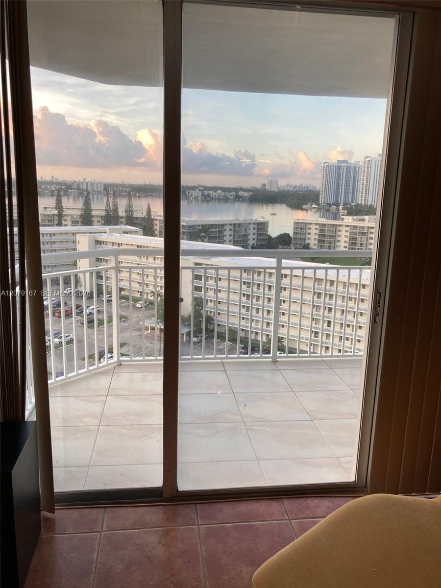 18011 Biscayne Boulevard 1203 — photo 10