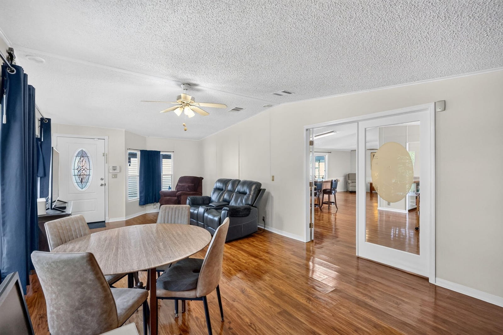 23 Mediterranean Boulevard W — photo 10