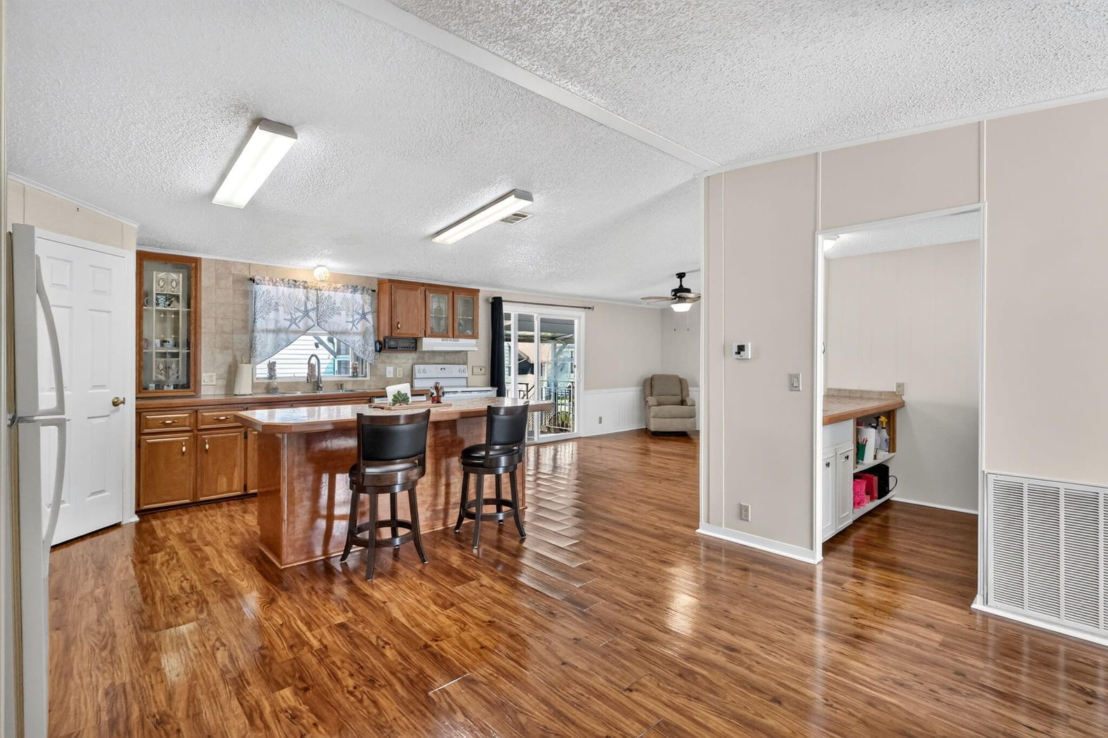 23 Mediterranean Boulevard W — photo 11