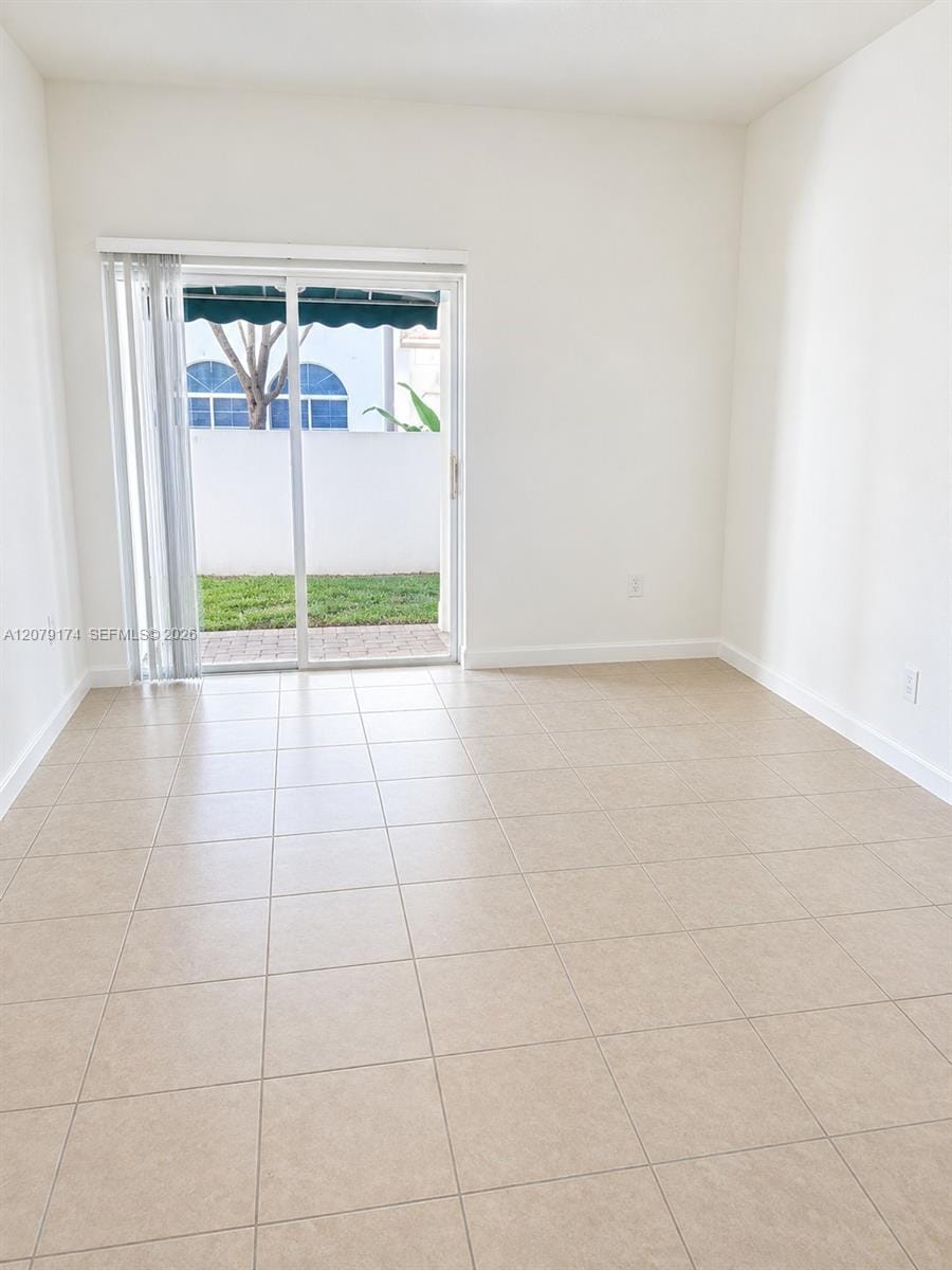 3632 NW 30th Court 10F — photo 3