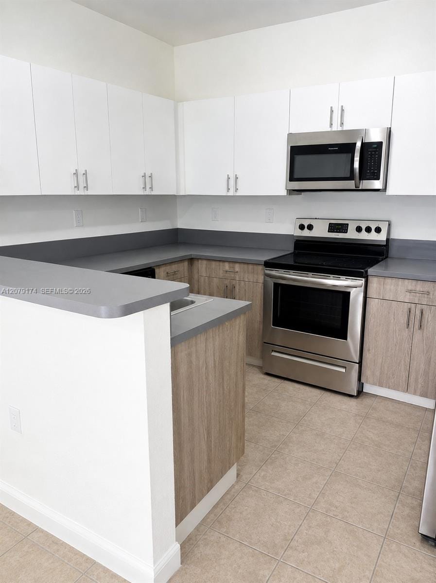 3632 NW 30th Court 10F — photo 4