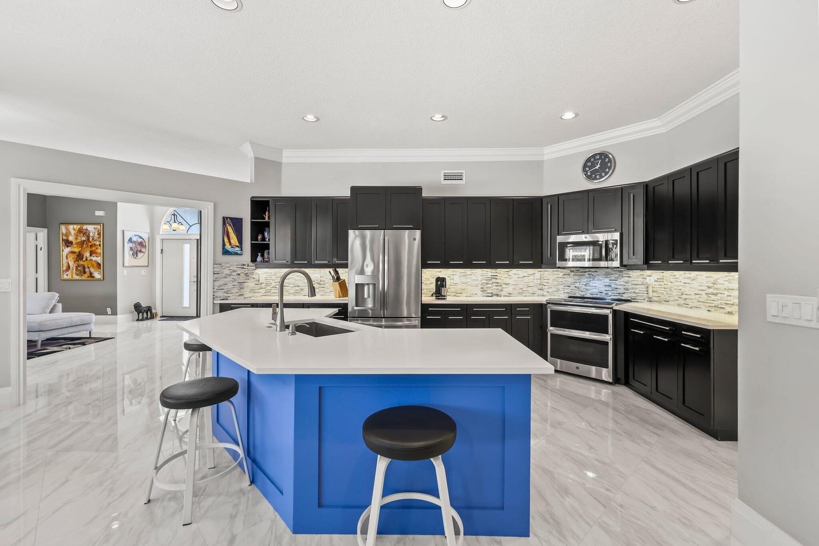 20317 Hacienda Court — photo 11