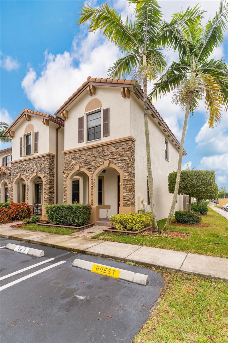 3202 SE 6th Street, Homestead, FL 33033