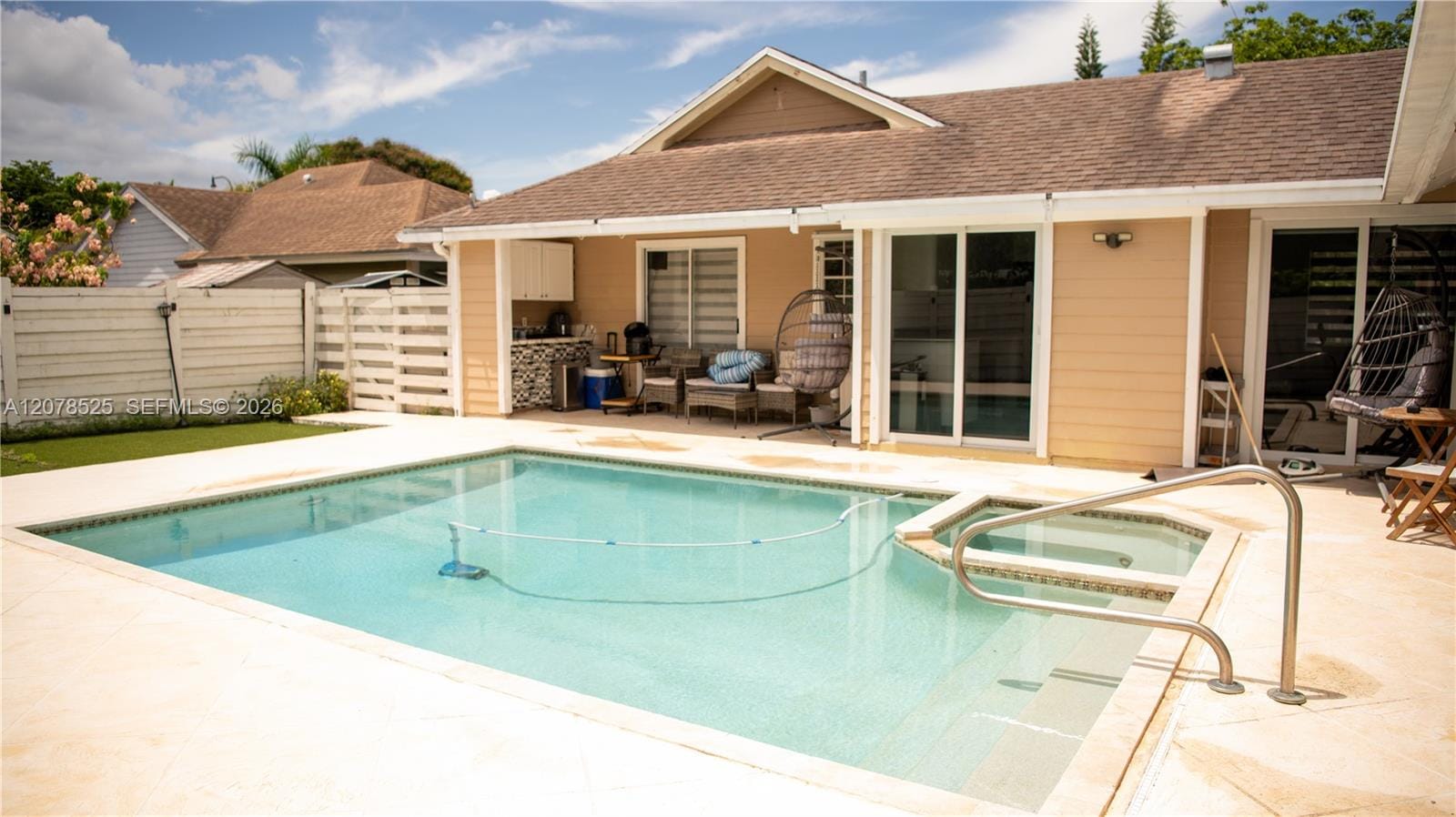 14045 SW 103rd Terrace — photo 3