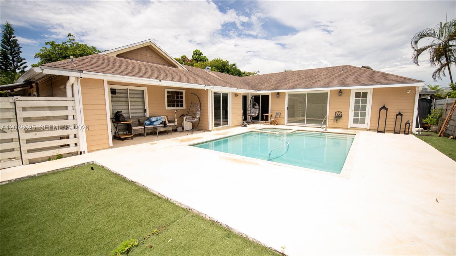 14045 SW 103rd Terrace — photo 4