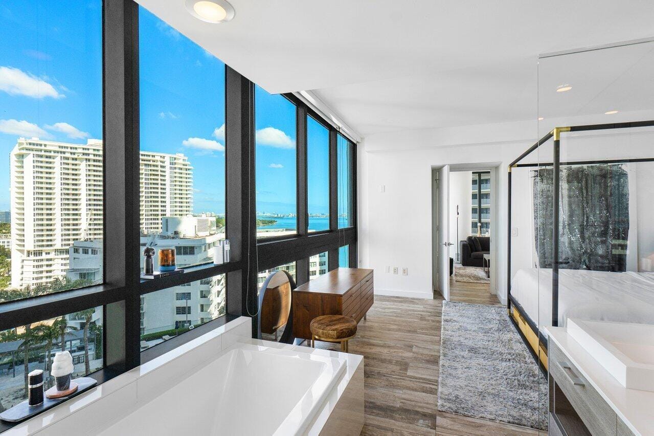 650 NE 32ND Street 1508, Miami, FL 33137 photo 16