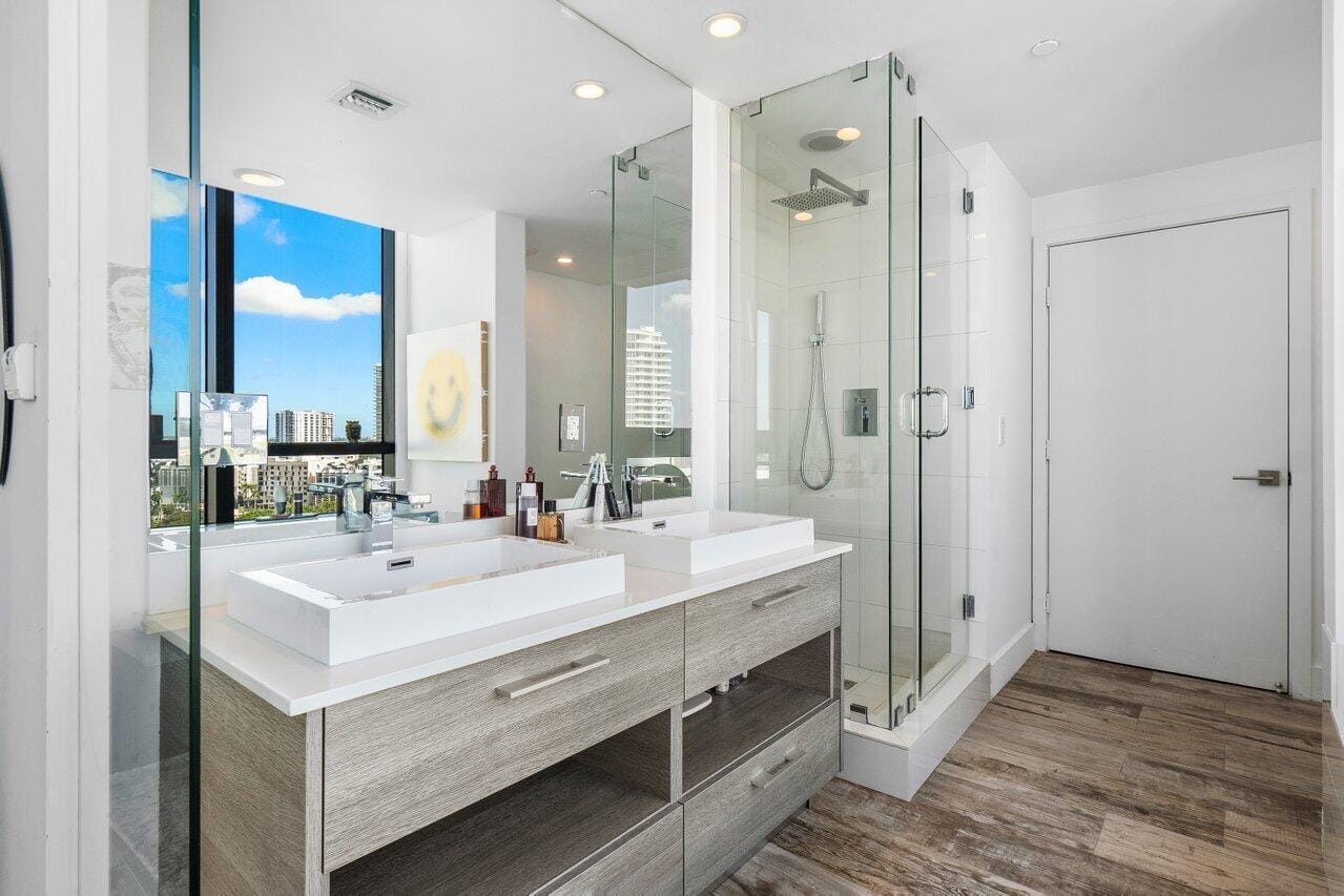 650 NE 32ND Street 1508, Miami, FL 33137 photo 18