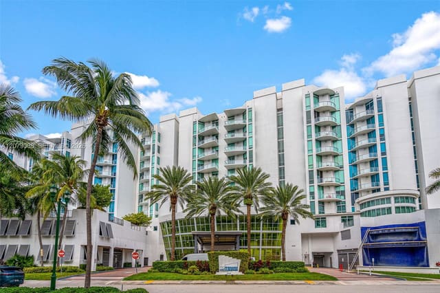 3029 NE 188th Street 618, Aventura, FL 33180