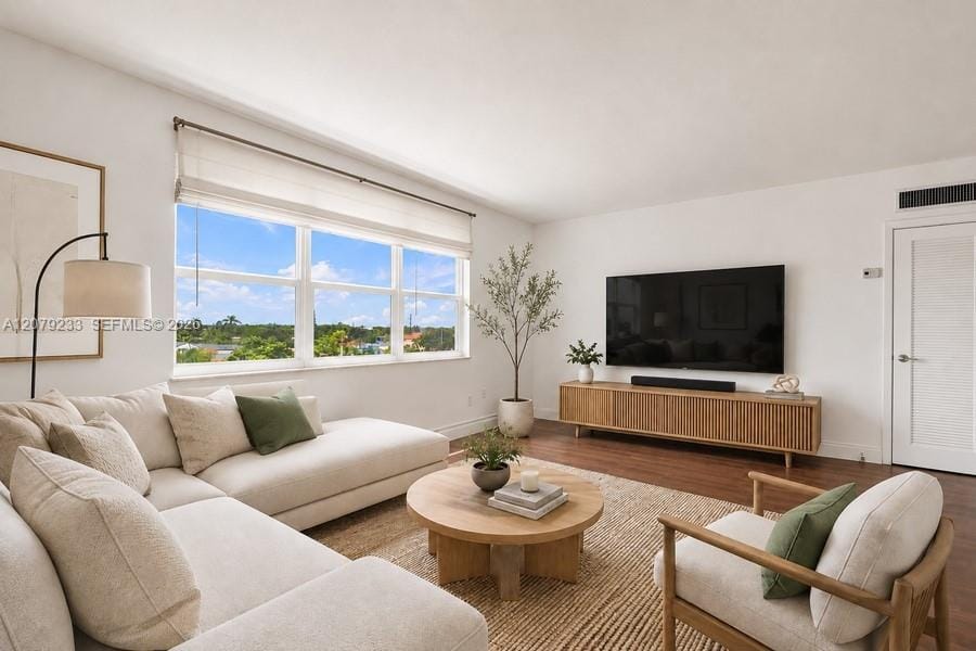 900 SW 84th Avenue 415D, Miami, FL 33144