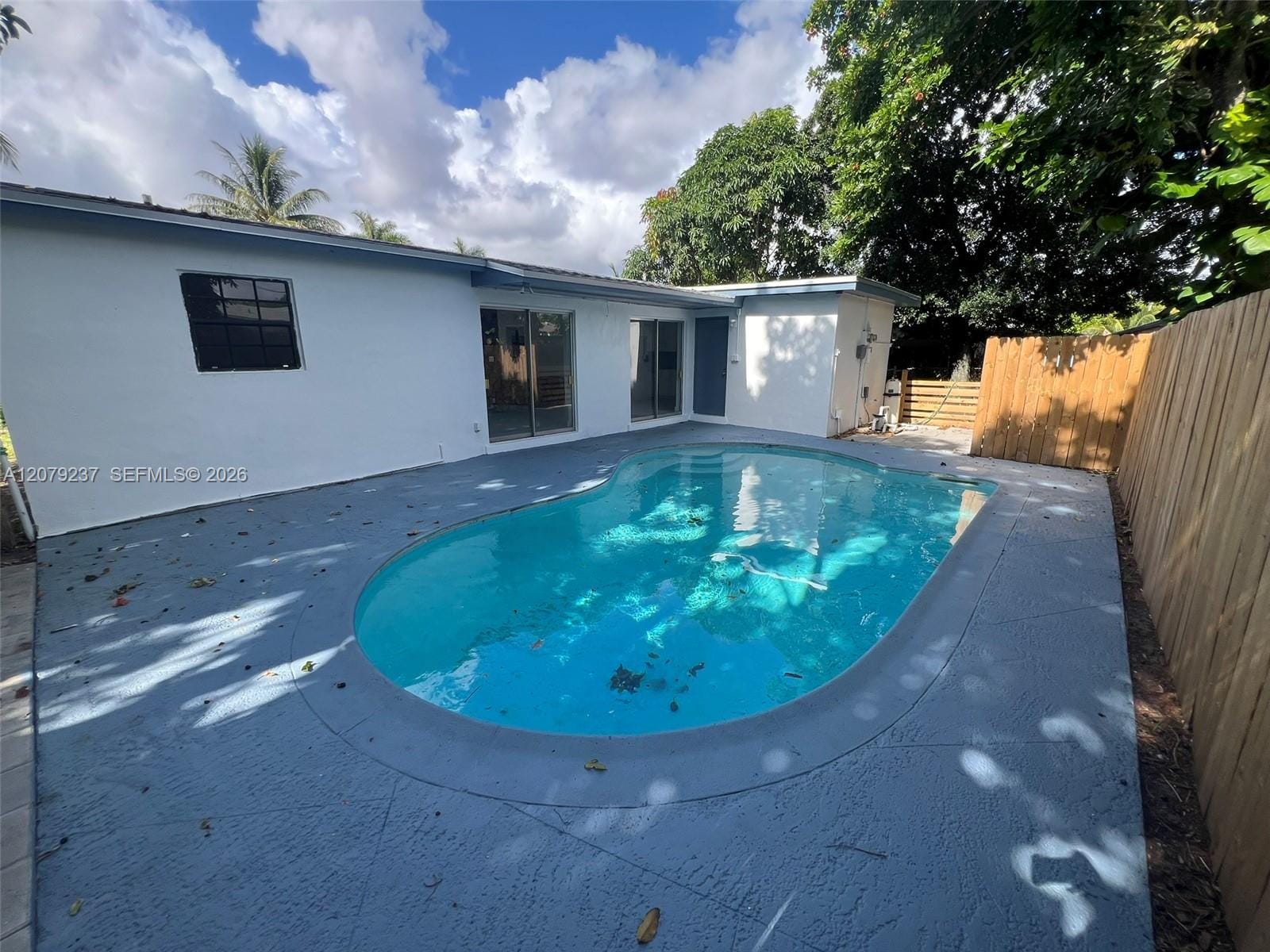4421 NW 33rd Street — photo 2