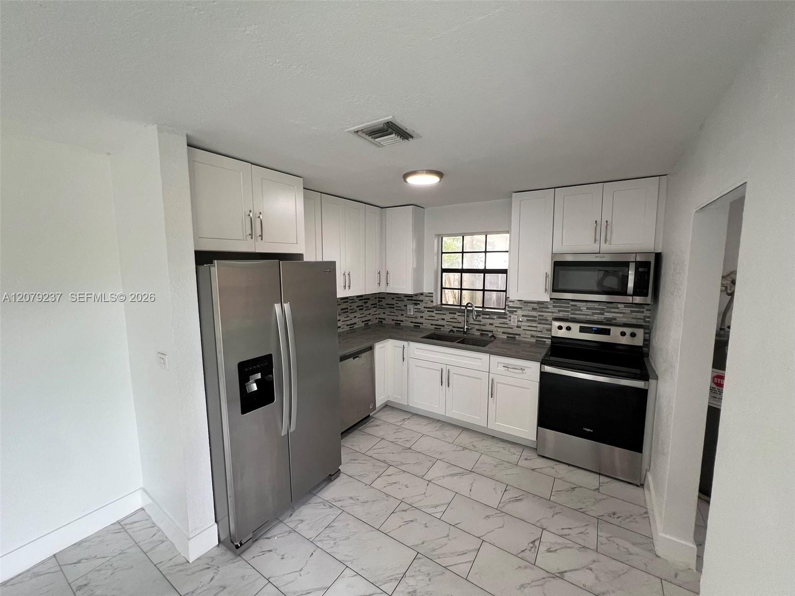 4421 NW 33rd Street — photo 8