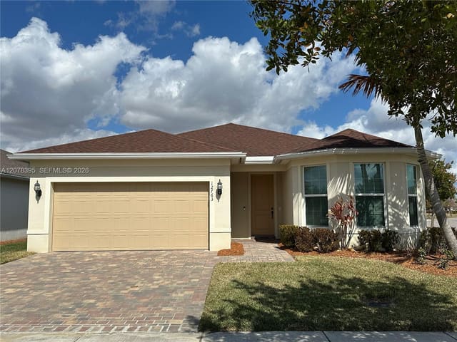 12763 SW Vermillion Circle, Port St. Lucie, FL 34987
