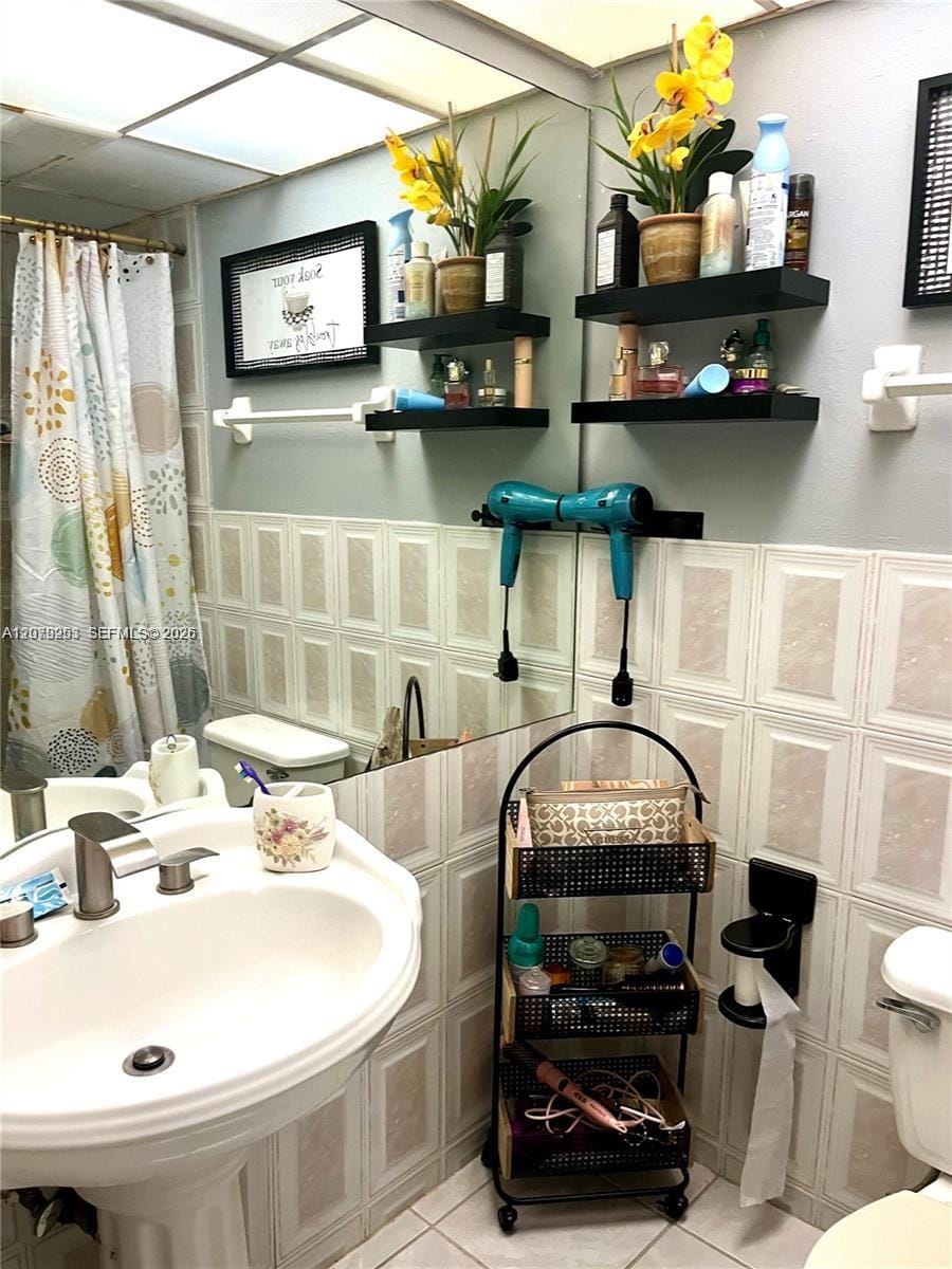 3760 Inverrary Drive 2R — photo 3