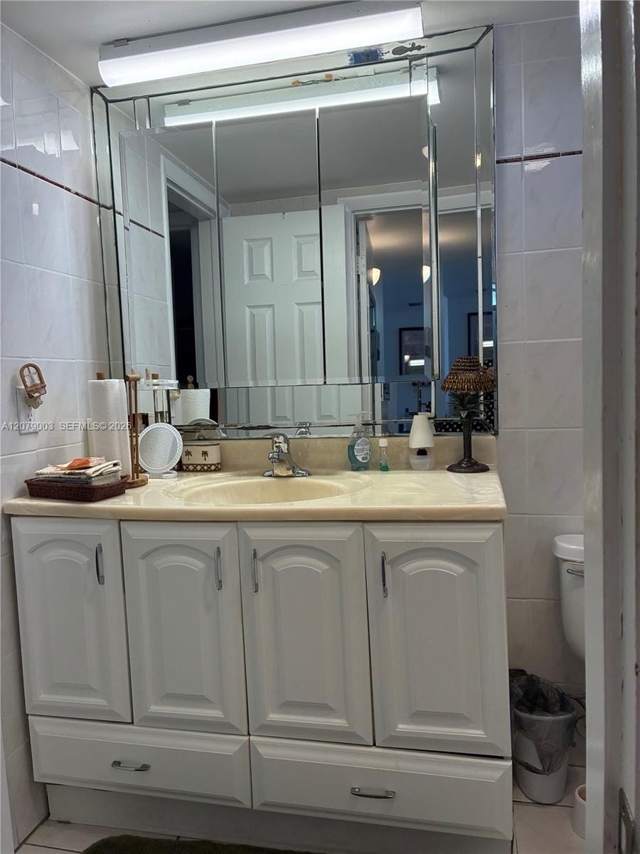 2980 E Point East Drive D608, Aventura, FL 33160 photo 16