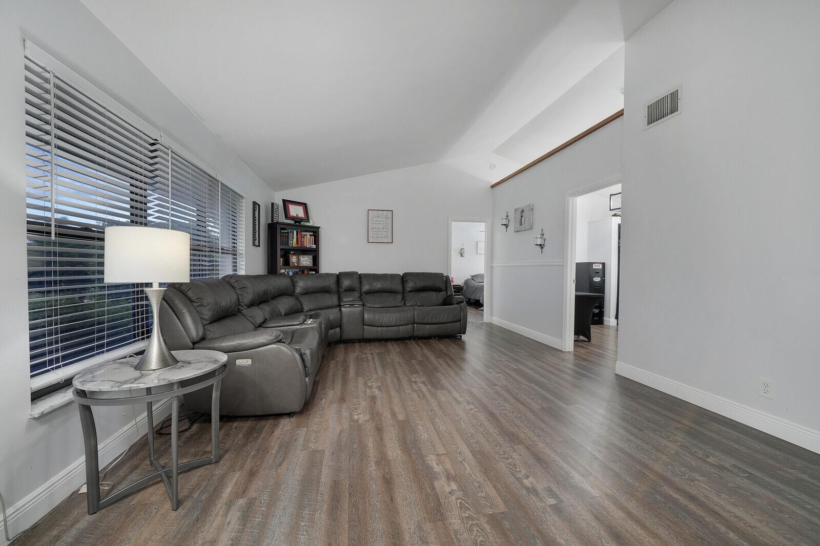 230 Ponce De Leon Street — photo 3