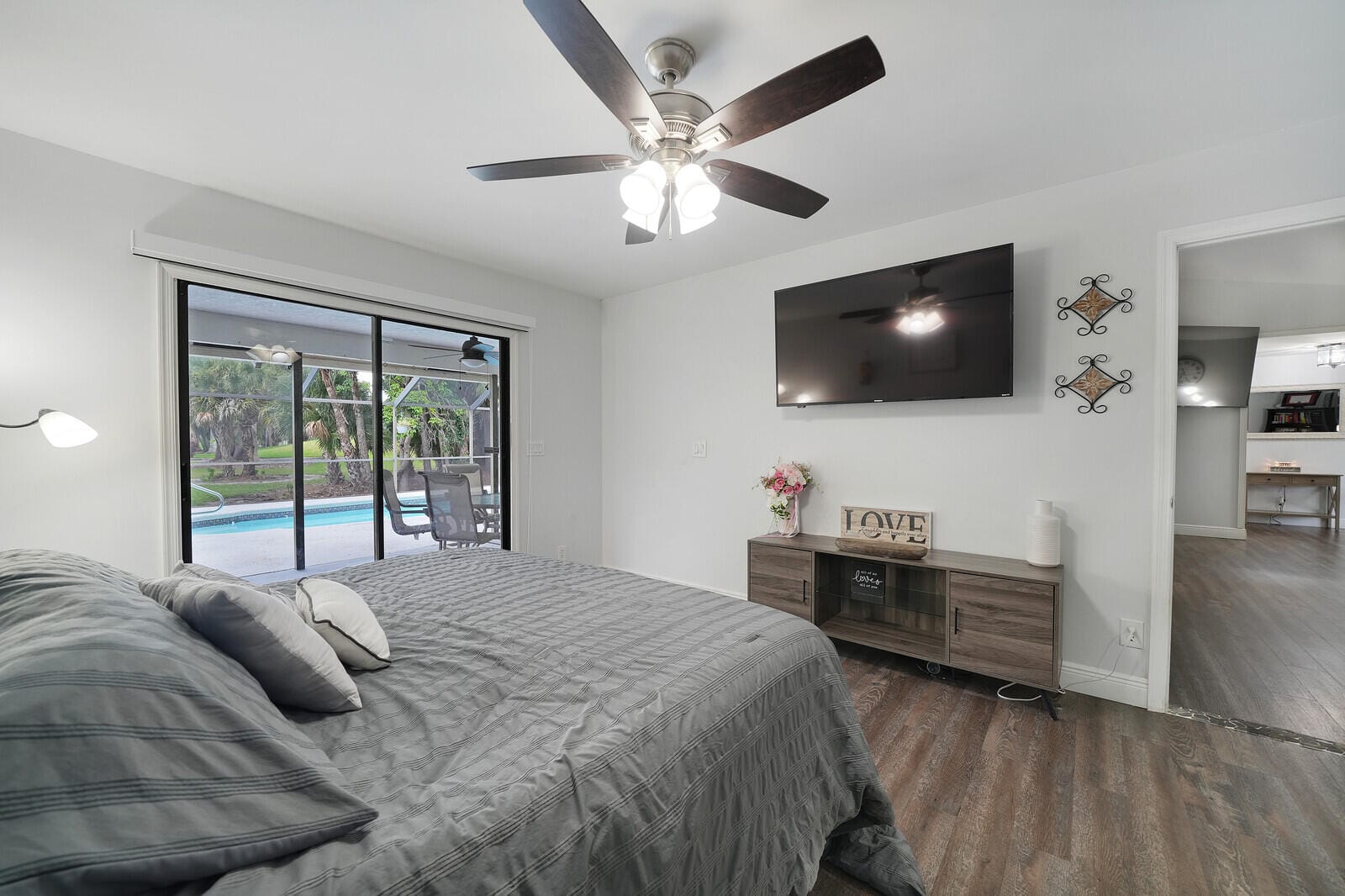 230 Ponce De Leon Street — photo 7