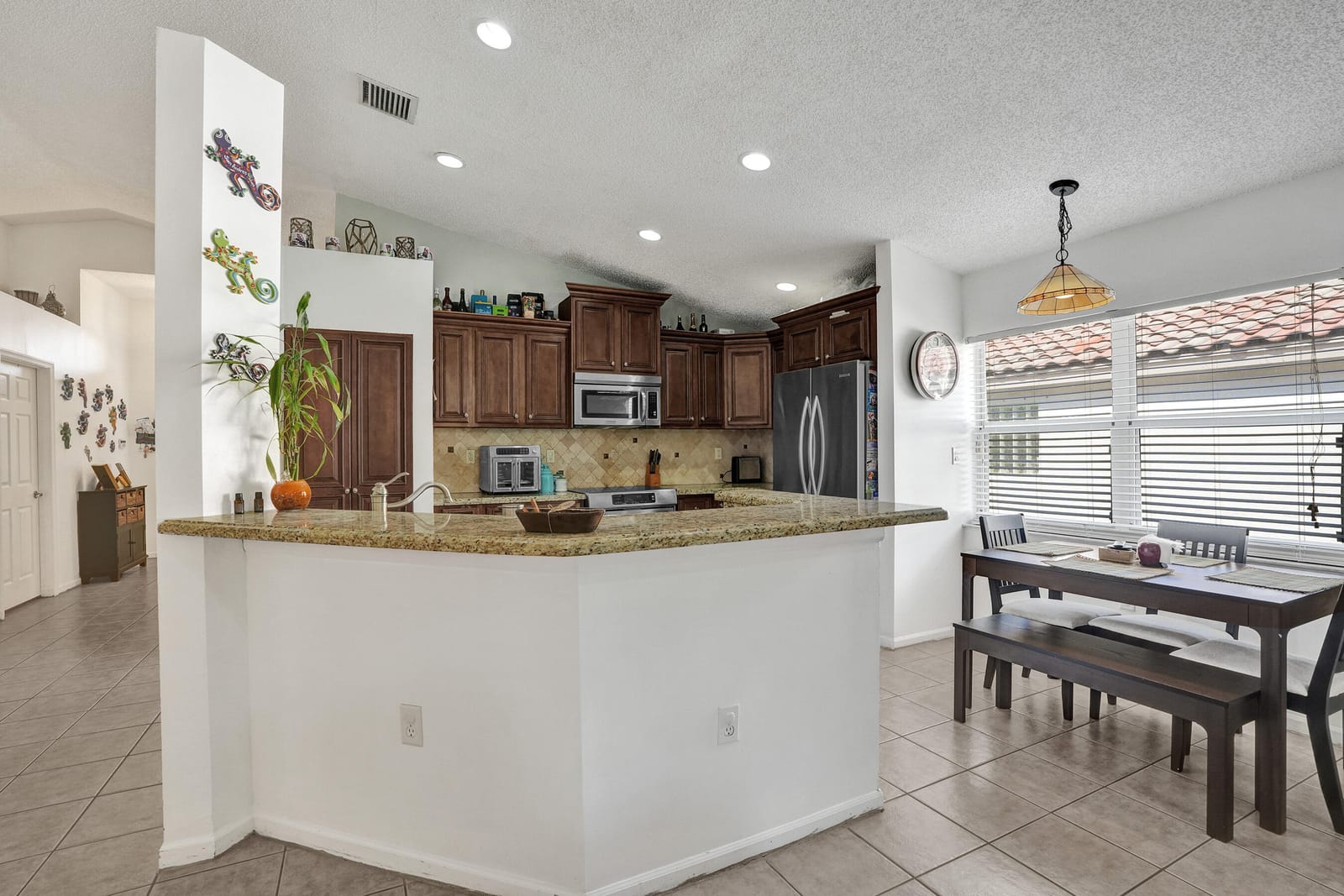 7572 Parkside Lane, Margate, FL 33063 photo 16