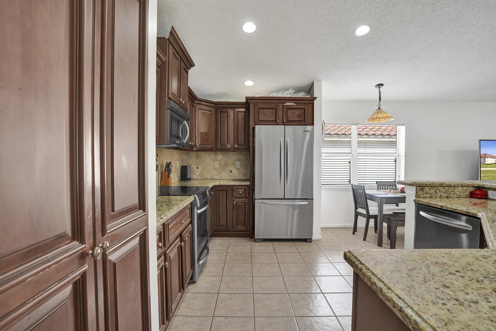 7572 Parkside Lane, Margate, FL 33063 photo 8