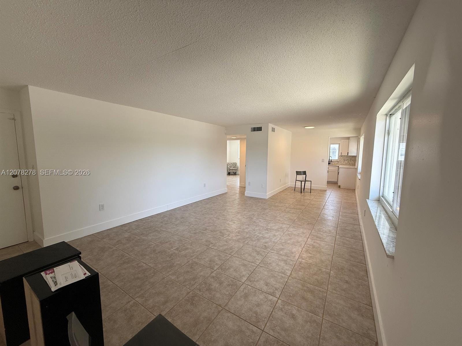 1859 Lincoln Street — photo 7