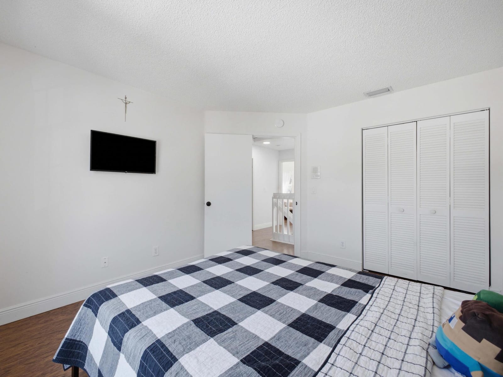 7098 Burgess Drive, Lake Worth, FL 33467 photo 8