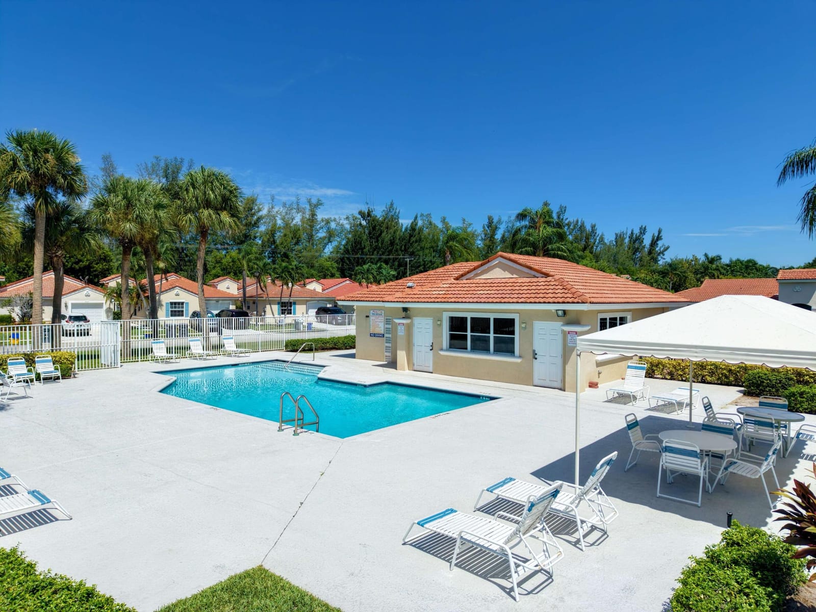 7098 Burgess Drive, Lake Worth, FL 33467 photo 11
