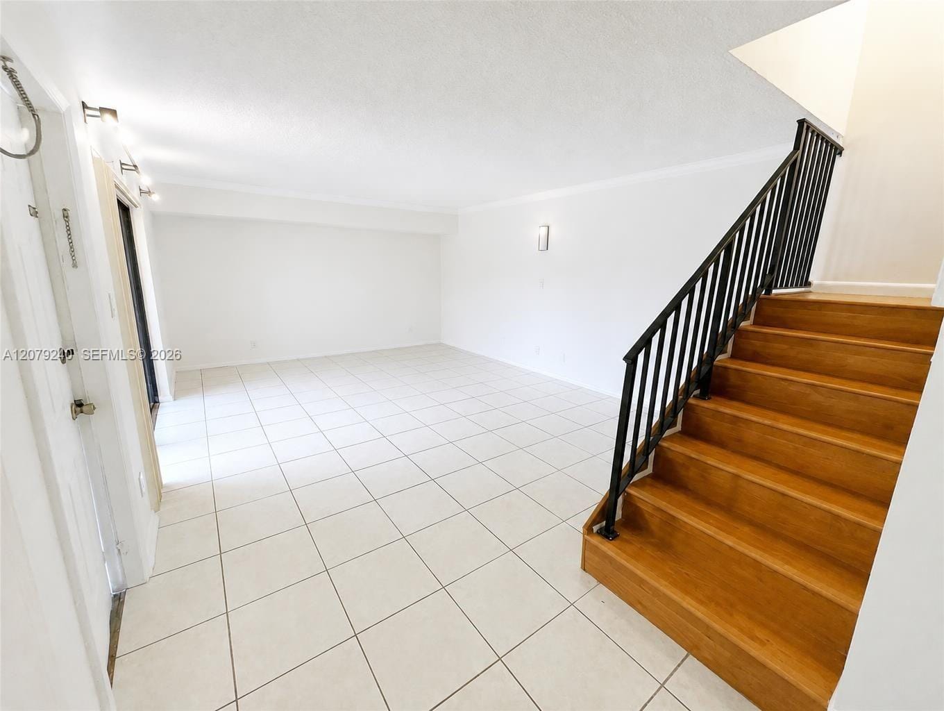 8215 SW 23rd Court 17D — photo 8
