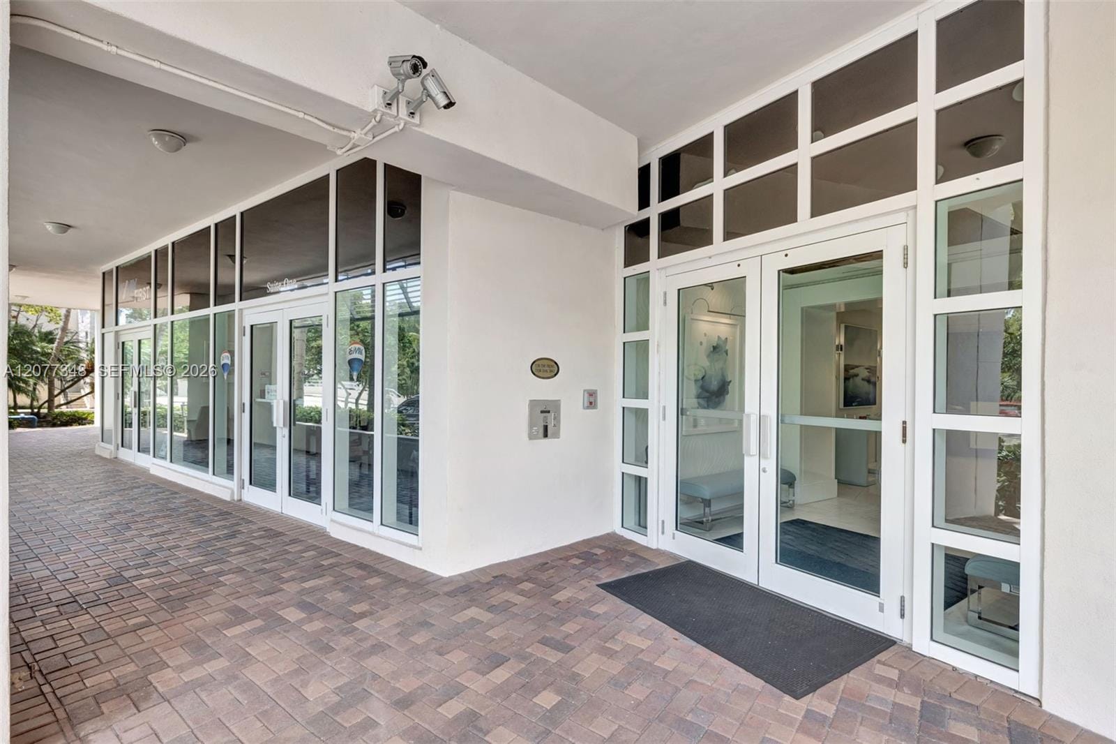 111 SE 8th Avenue 705 — photo 4