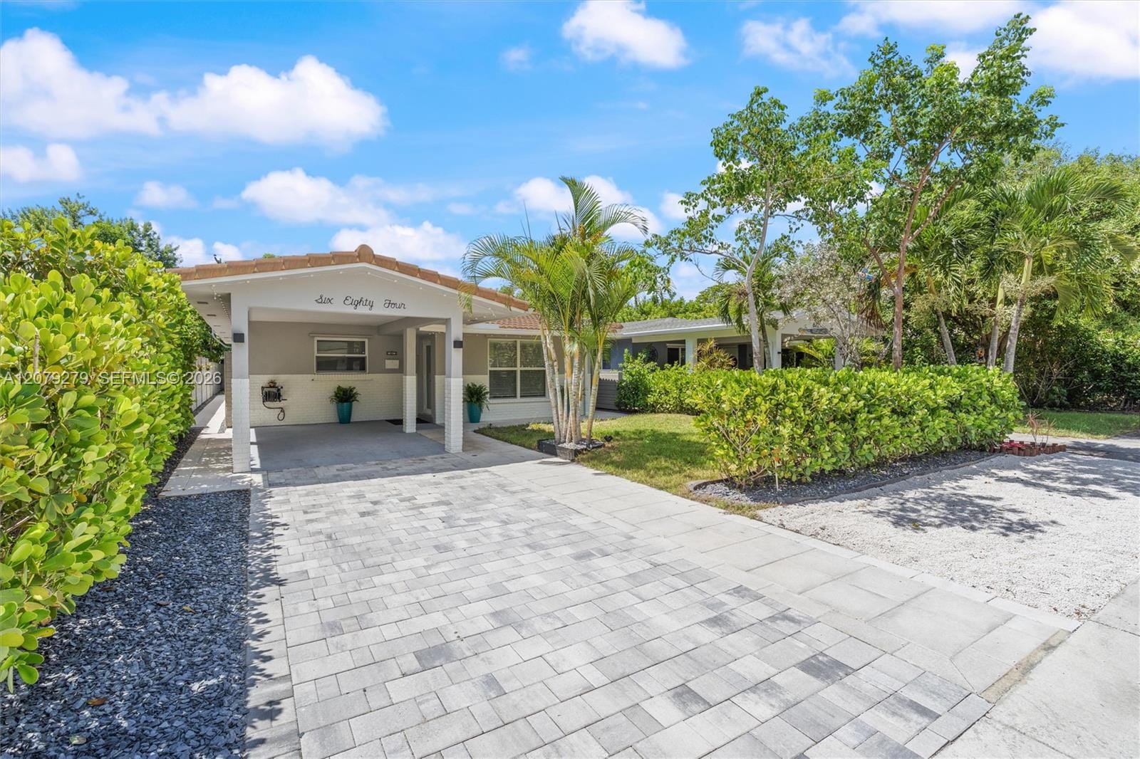 684 NE 35th Street, Oakland Park, FL 33334