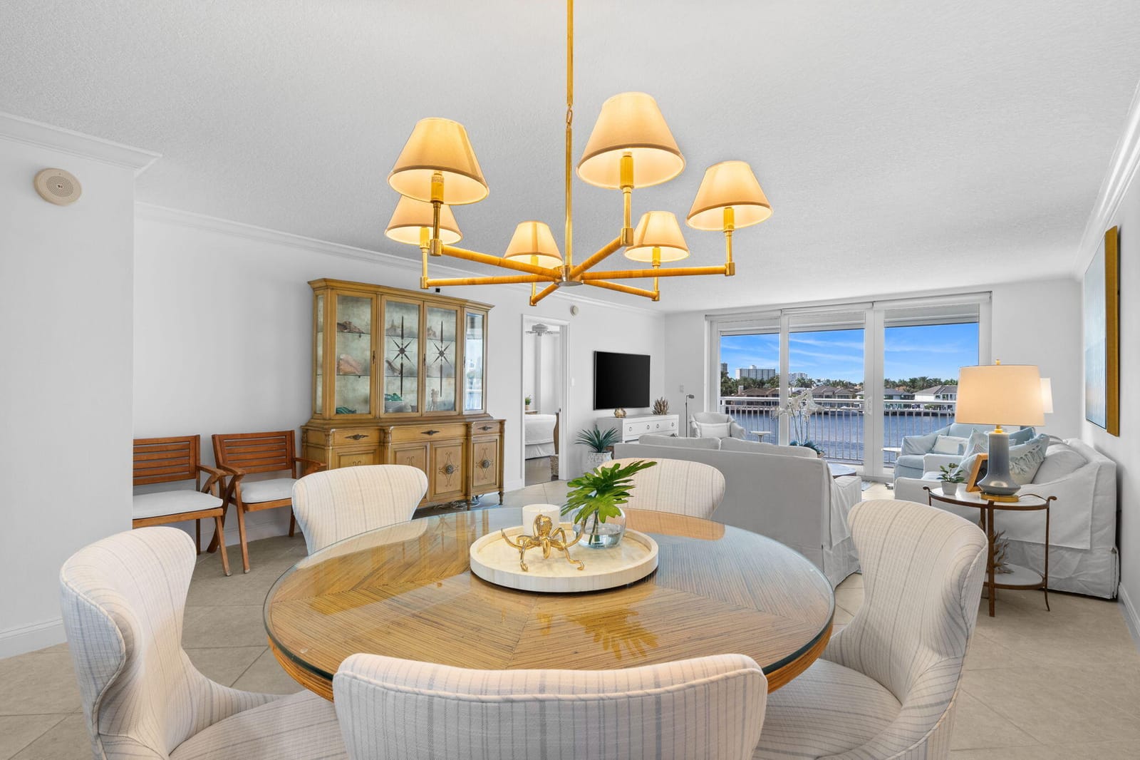 511 BAYSHORE Drive 408 — photo 1