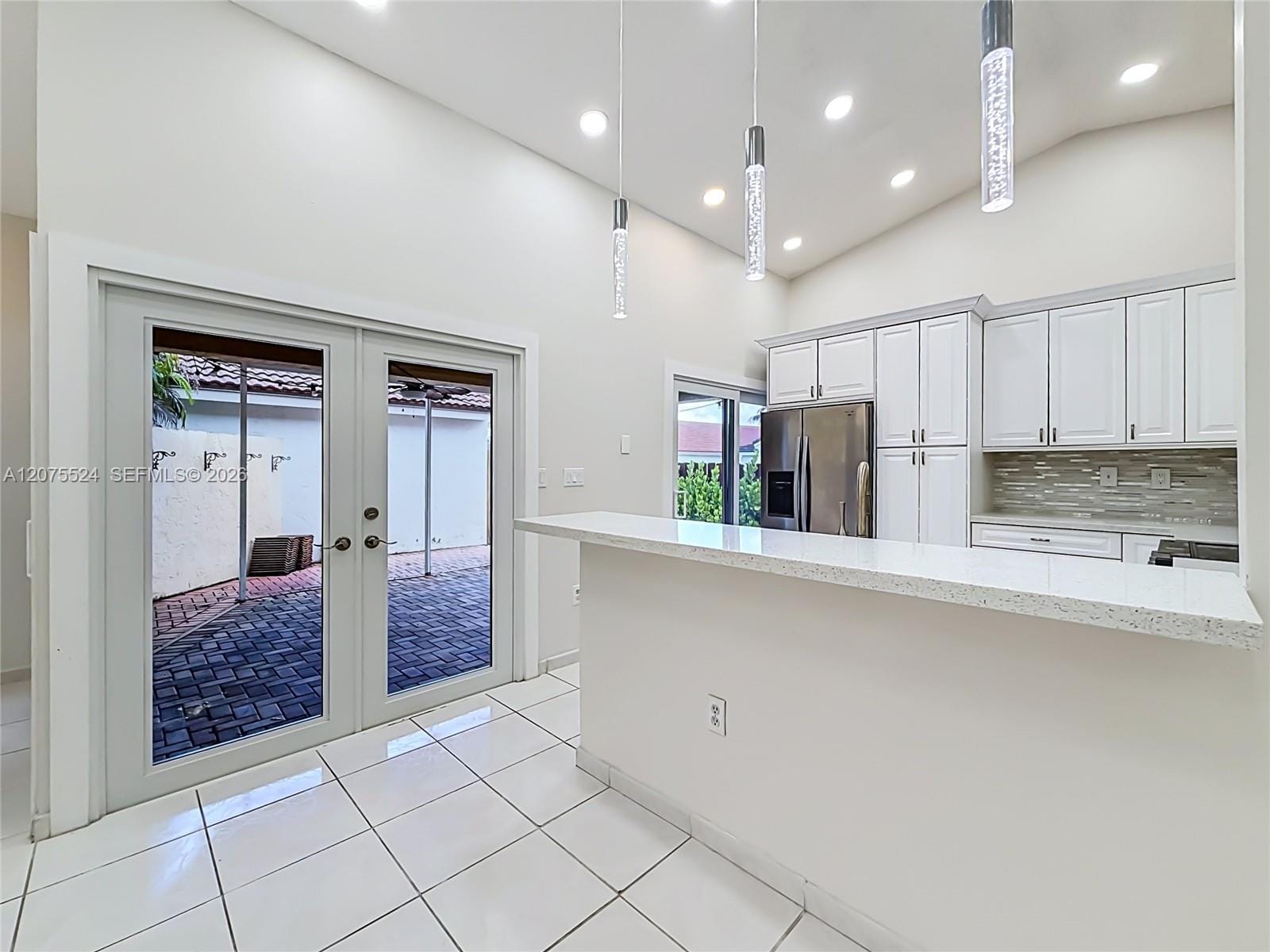 15071 S Waterford Drive 15071 — photo 11