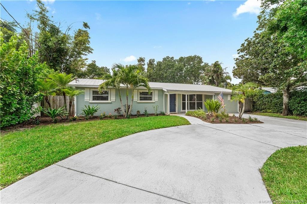 502 SE Edgewood Drive, Stuart, FL 34996 photo 3