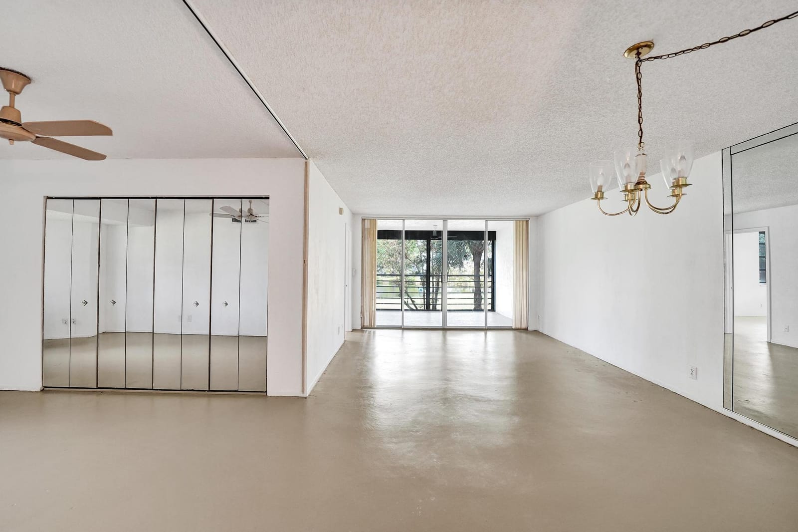 1811 SABAL PALM Drive 203, Davie, FL 33324 photo 13