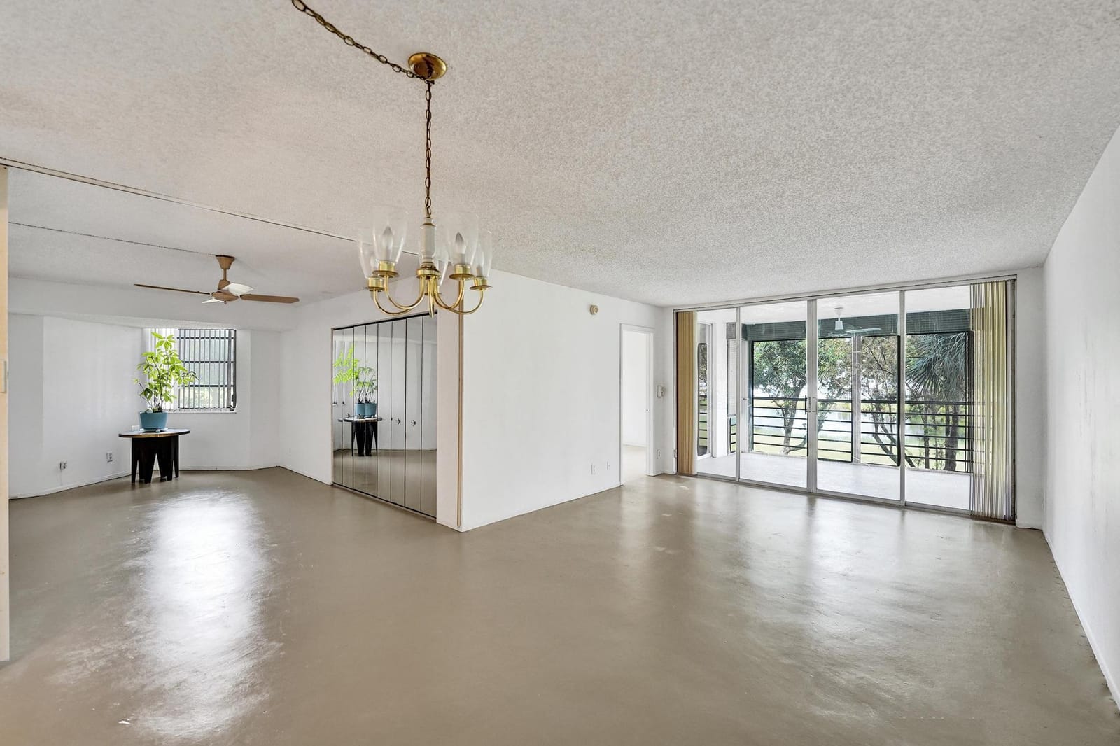 1811 SABAL PALM Drive 203, Davie, FL 33324 photo 14
