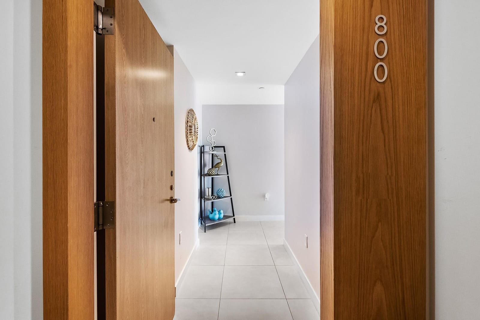 401 N BIRCH Road 800 — photo 2