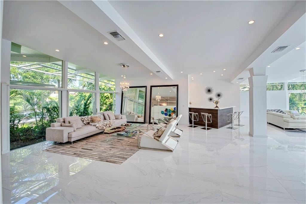 28 PELICAN Drive, Fort Lauderdale, FL 33301 photo 13