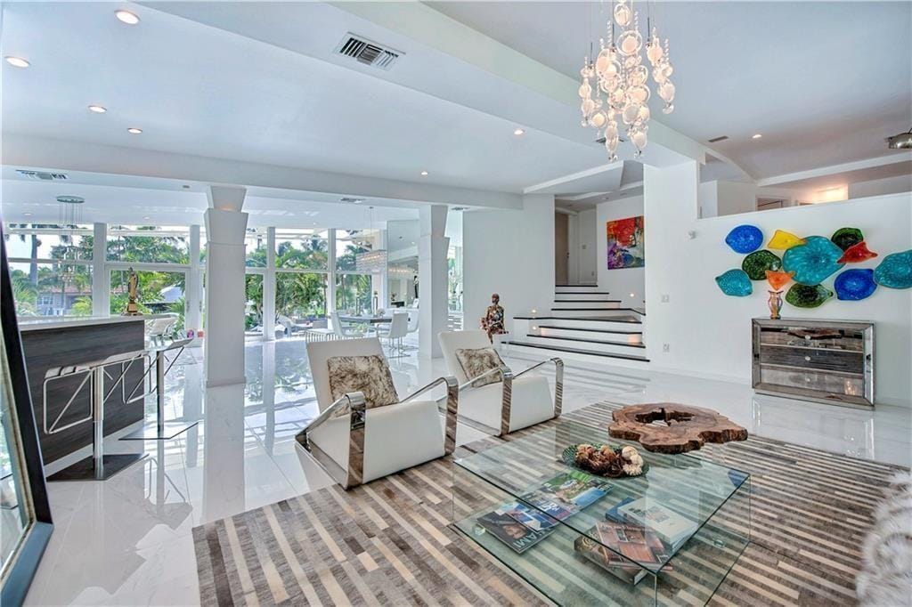 28 PELICAN Drive, Fort Lauderdale, FL 33301 photo 7