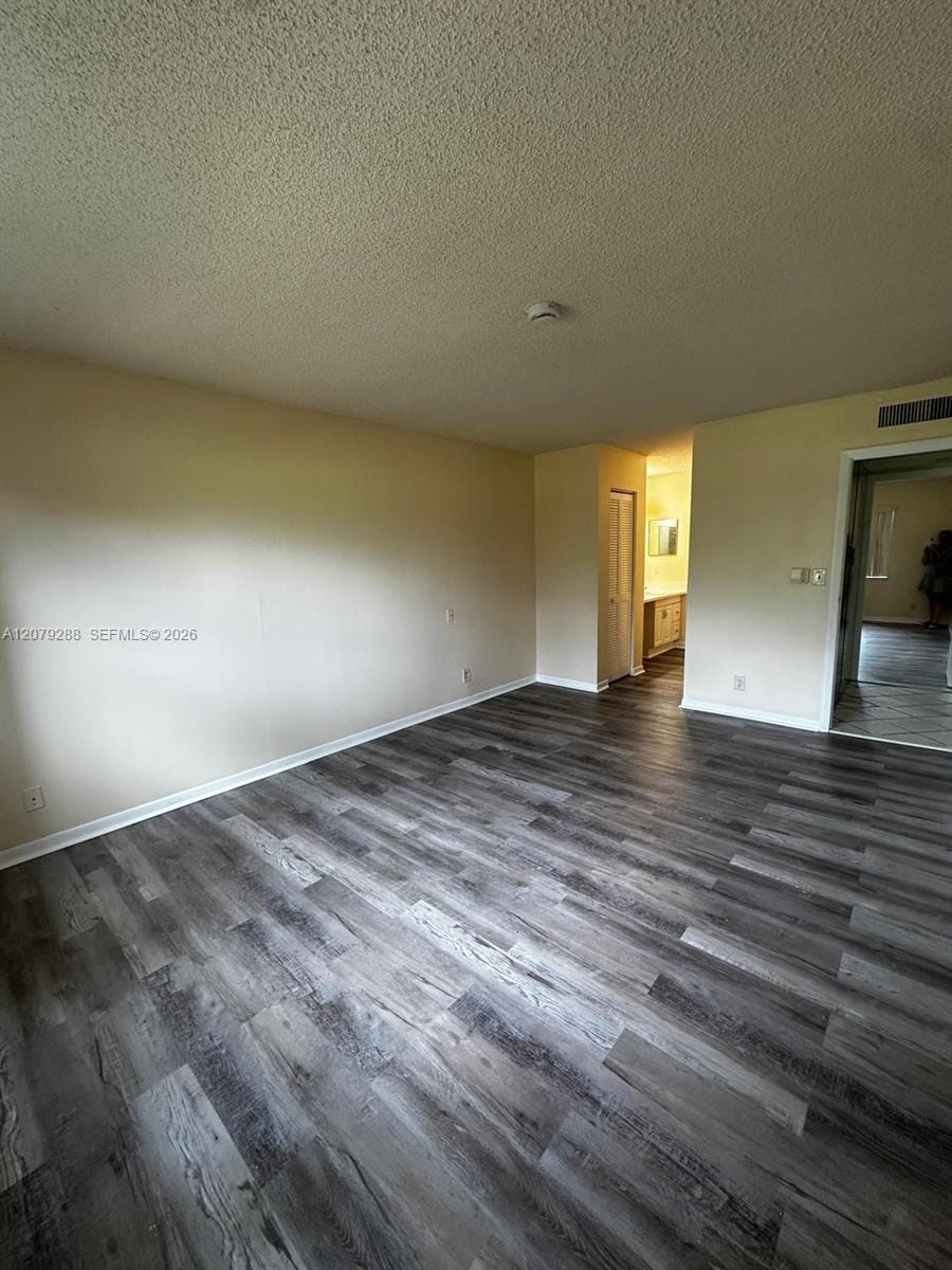 6300 S Falls Cir Drive 106 — photo 3