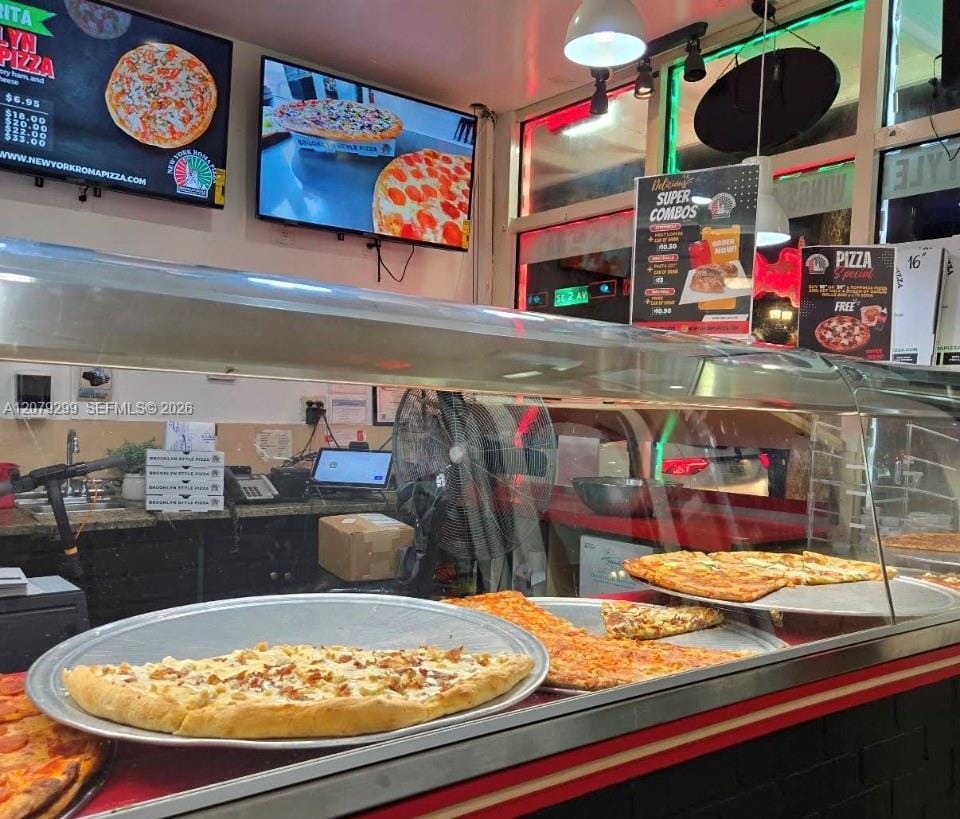 Pizzeria Conf — photo 3