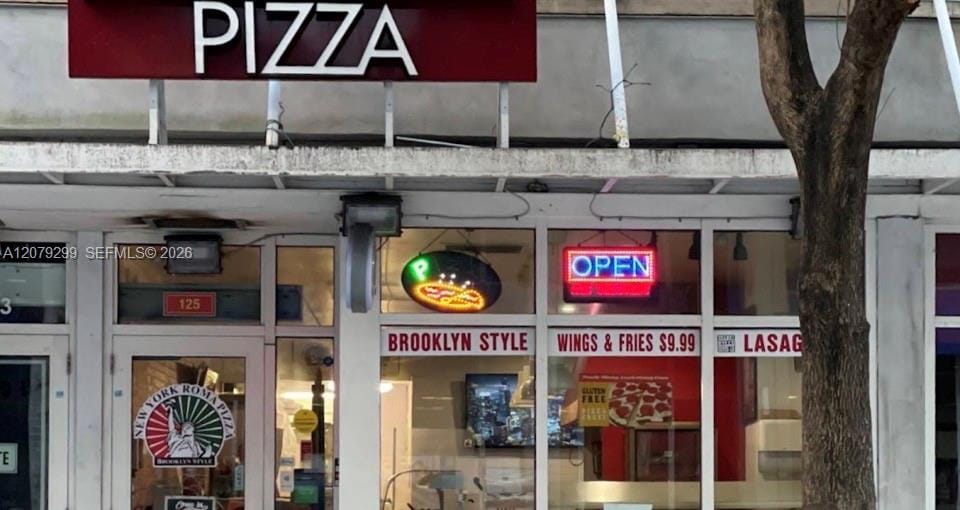 Pizzeria Conf, Miami, FL 33131