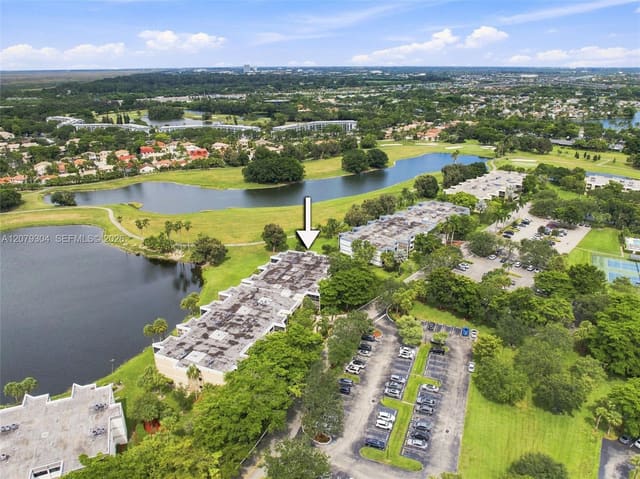 16325 Golf Club Road 104, Weston, FL 33326