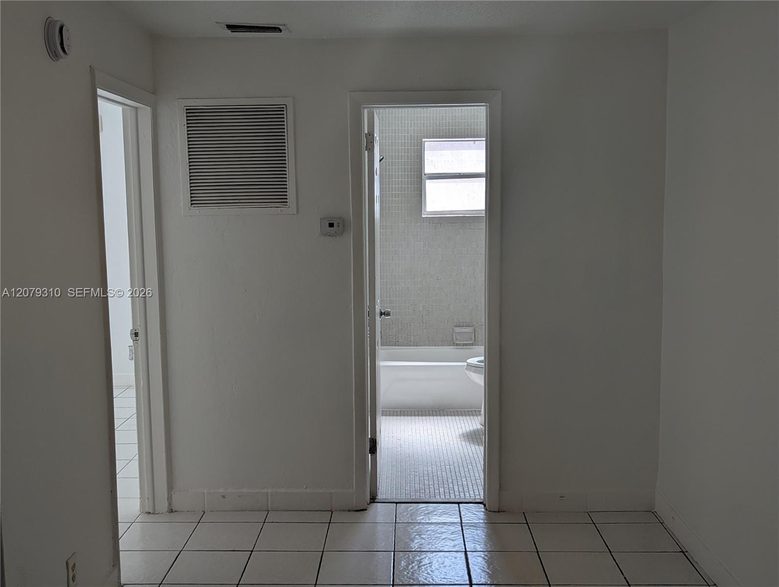 1830 Sheridan Street 106 — photo 4