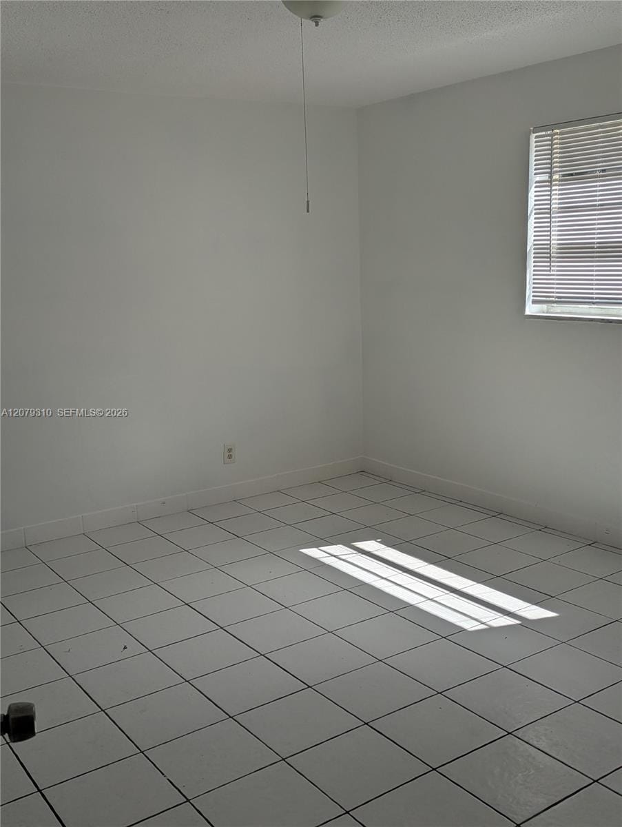 1830 Sheridan Street 106 — photo 6