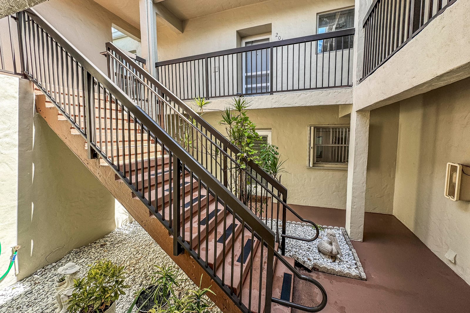 2540 Boundbrook Boulevard 204 — photo 2