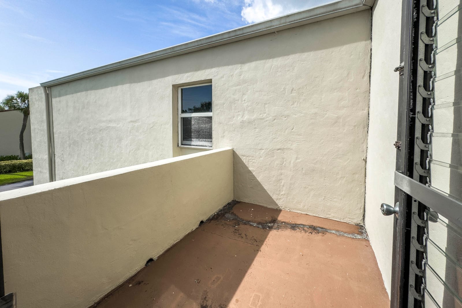 2540 Boundbrook Boulevard 204, Palm Springs, FL 33406 photo 13
