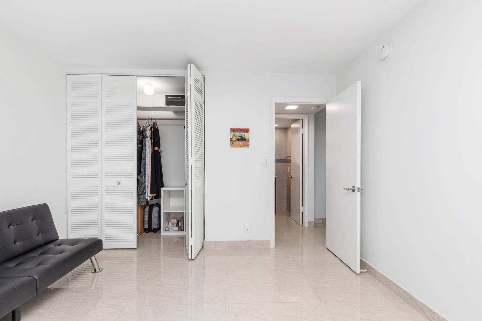427 Golden Isles Drive 4A, Hallandale Beach, FL 33009 photo 18