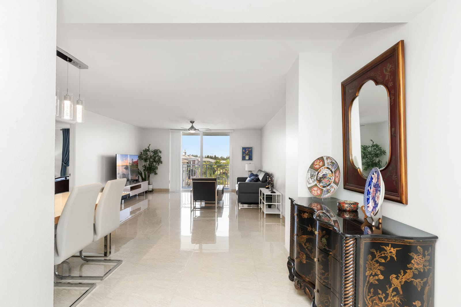 427 Golden Isles Drive 4A, Hallandale Beach, FL 33009 photo 5