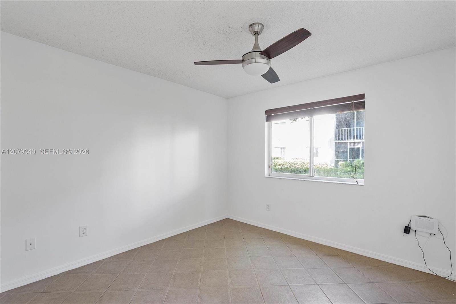 450 S Park Road 5-105 — photo 8