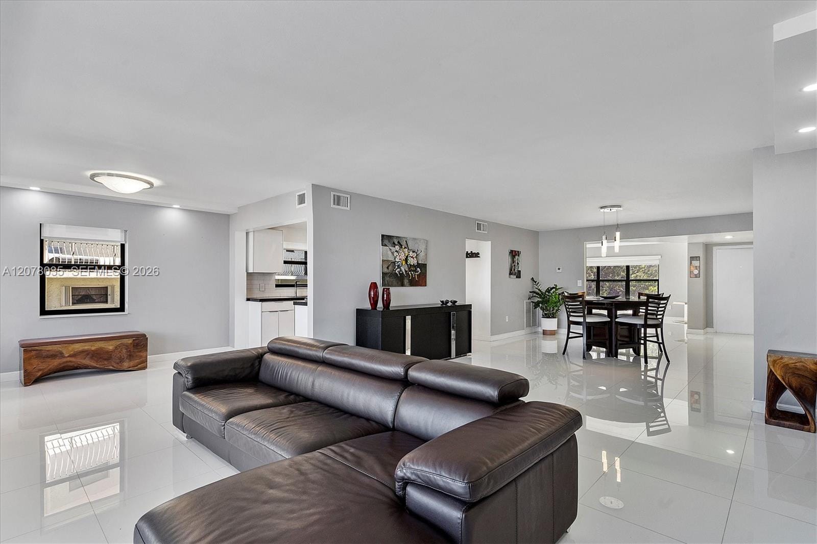 200 Golden Isles Drive 206 — photo 7