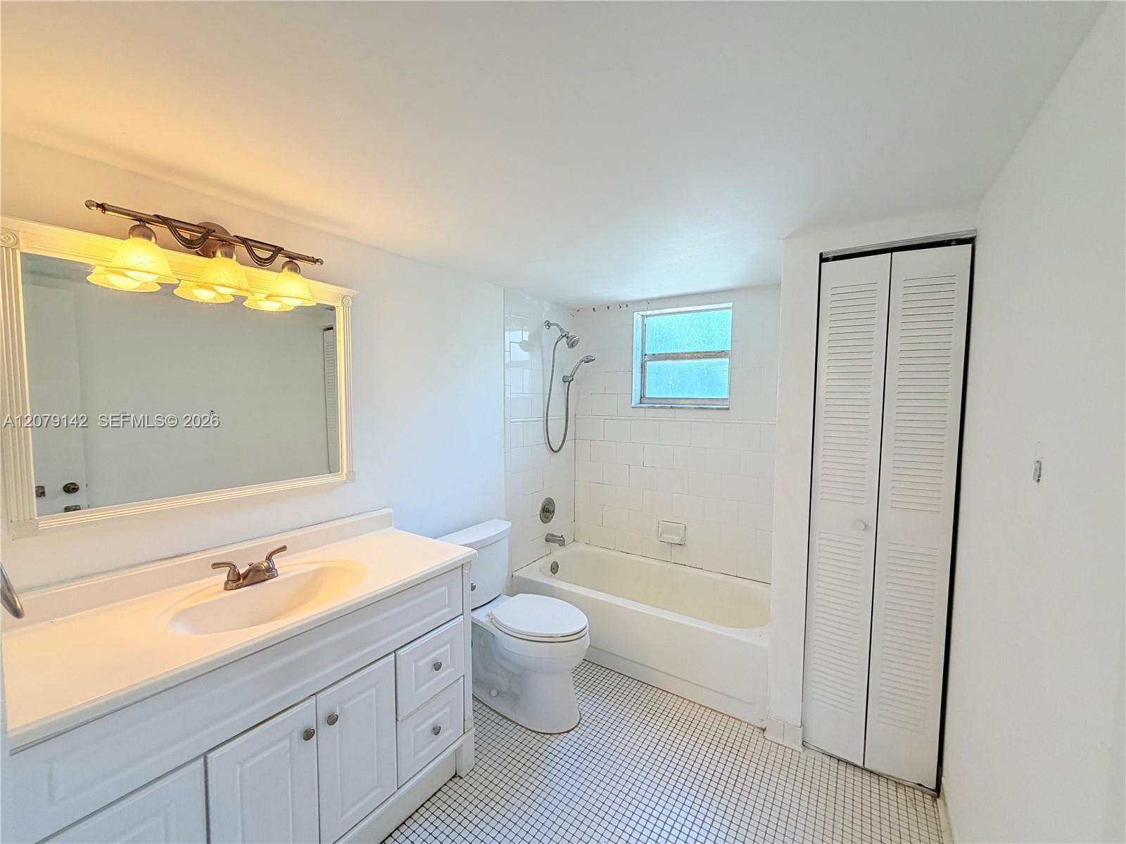 107 Gardens Drive 106 — photo 6