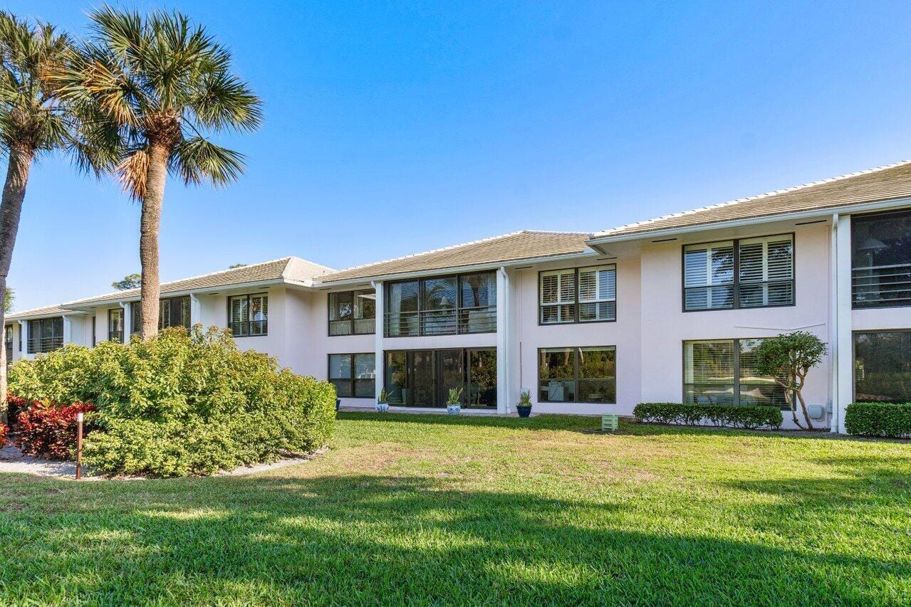 3870 Quail Ridge Drive N Blue Heron — photo 12